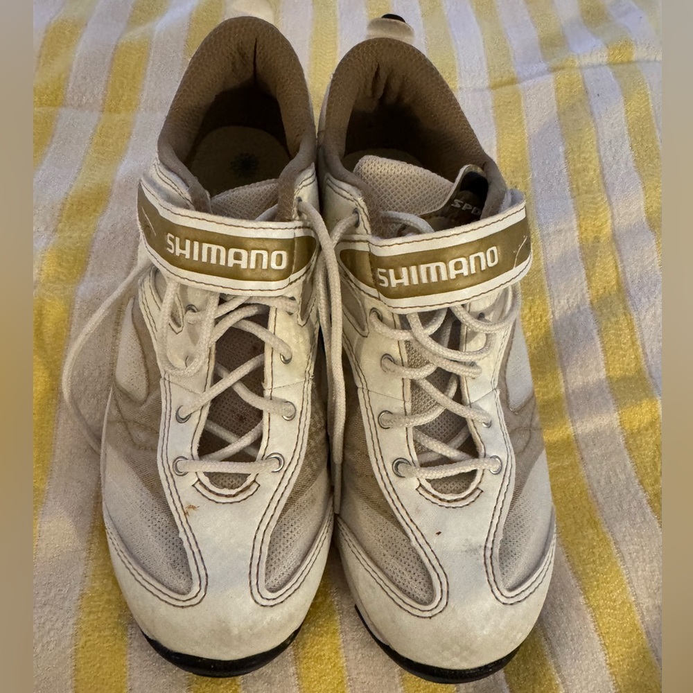 Shimano SH-WF23 cycling/ Spinning shoes, designed specifically for women. - Picture 4 of 10